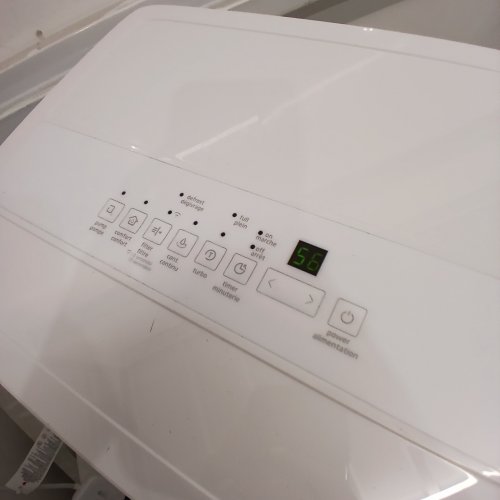 MIDEA ENERGY STAR CERTIFIED EASYDRY DEHUMIDIFIER - 50 PINTS/DAY - 4500SQ.FT - WHITE (MODEL: MAD50P1AWS) image 2