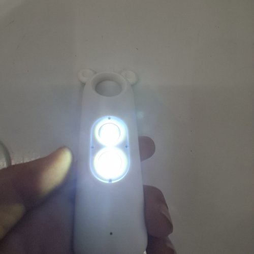 WOMEN'S PERSONAL BEAR SAFETY ALARM - 130DB SIREN/FLASHING STROBE LIGHT - WHITE image 2