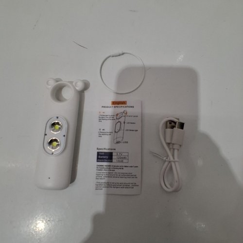 WOMEN'S PERSONAL BEAR SAFETY ALARM - 130DB SIREN/FLASHING STROBE LIGHT - WHITE image 3