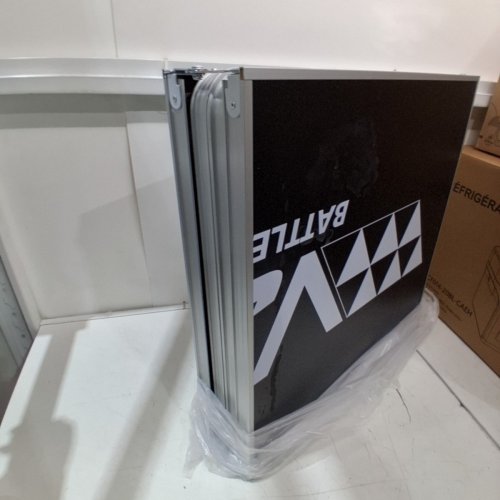GO PONG FOLDING 8FT PORTABLE BEER PONG TABLE WITH 2 PONG BALLS image 2