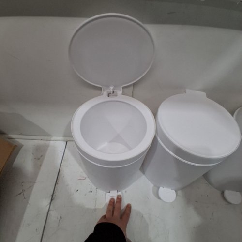 3PK ROOM ESSENTIALS STEP WASTE BASKET - 11.7" X 8.39" - WHITE image 3