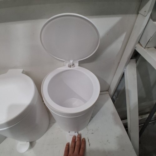 3PK ROOM ESSENTIALS STEP WASTE BASKET - 11.7" X 8.39" - WHITE image 5
