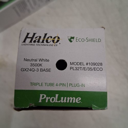 2 HALCO TRIPLE TUBE 4-PIN PLUG-IN COMPACT FLUORESCENT LIGHT BULBS - 32W - 3500K - 2400LM - NEUTRAL WHITE (MODEL: PL32T/E/35/ECO) image 2