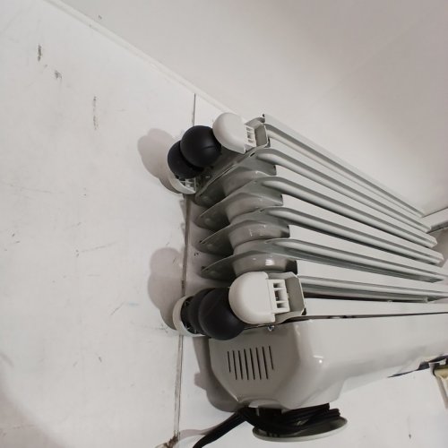 DELONGHI RADIAS OIL FILLED RADIATOR, ECO DIGITAL FULL ROOM RADIANT ELECTRIC SPACE HEATER - LIGHT GREY (MODEL:TRRS0715ECA) image 4