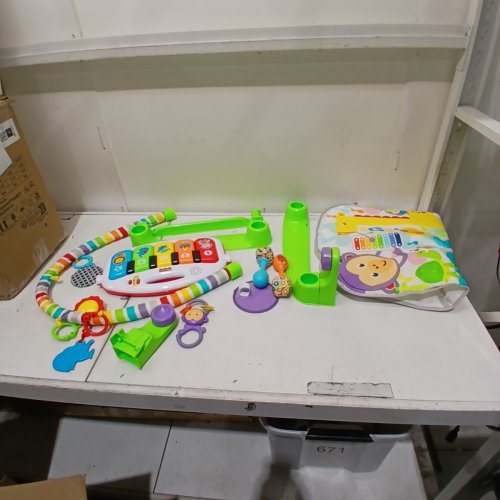 FISHER-PRICE BABY ACTIVITY MAT GLOW AND GROW KICK & PLAY PIANO GYM, PORTABLE MUSICAL TOY WITH SMART STAGES LEARNING AND MARACAS, AGES 0+ MONTHS - MULTICOLOR (MODEL:HWD99) image 3