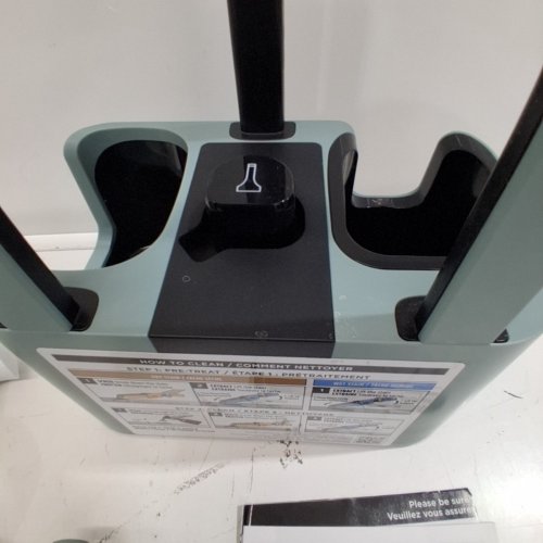 SHARK STAINFORCE CORDLESS HANDHELD CARPET/UPHOLSTERY STAIN CLEANER - (MODEL: HX101C) image 5