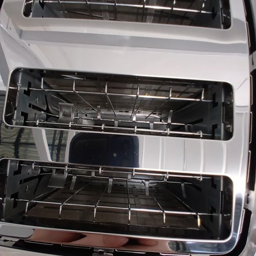 BLACK + DECKER 4 SLICE TOASTER STAINLESS STEEL (MODEL: TR4900SSD) image 5