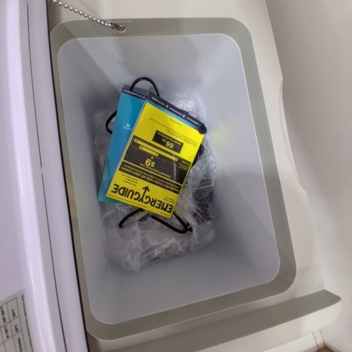 EUHOMY PORTABLE CAR REFRIGERATOR - BLACK (ITEM: CF004-25BL-CAEH) image 5
