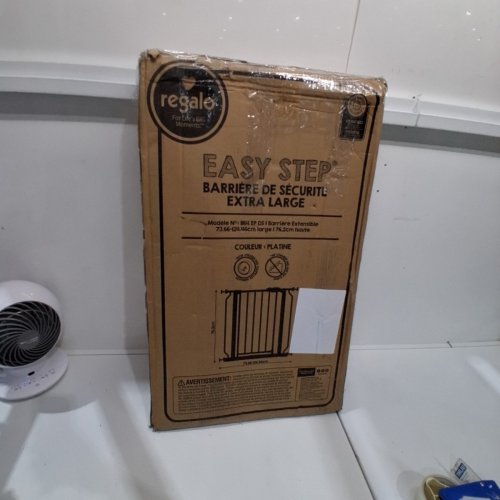 REGALO EASY STEP 49" EXTRA WIDE BABY GATE - 30"X49" - PLATINUM (MODEL: 1164 EP DS) image 4