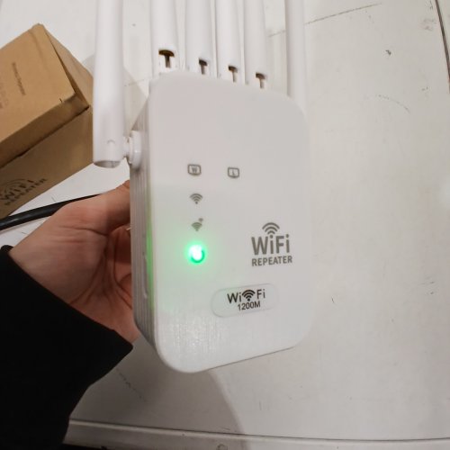 WIRELESS WI-FI REPEATER SIGNAL EXTENDER - 1200MBPS - WHITE image 2