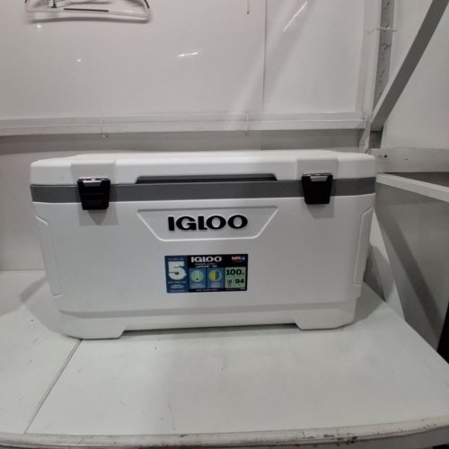 IGLOO MARINE ULTRA COOLER - 100QT - WHITE image 2