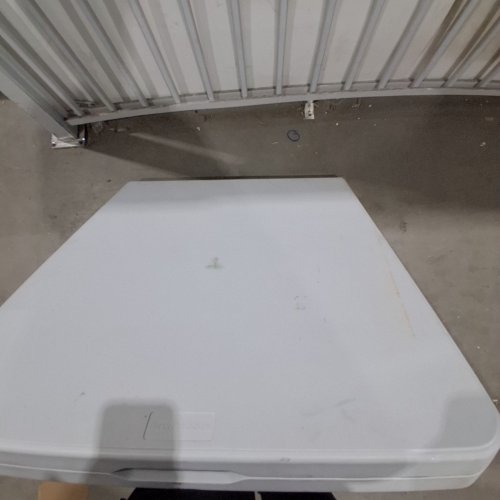 RECTANGULAR PLASTIC FOLDING TABLE WITH BUILT IN CARRY HANDLE - 6FT - WHITE/GREY image 6