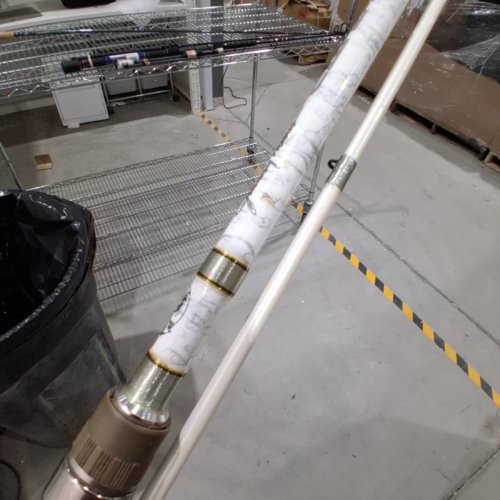 BPS JOHNNY MORRIS CARBONLITE SPINNING ROD - 7FT - MEDIUM HEAVY - FAST (MODEL: JCT70MHSF-2) image 3