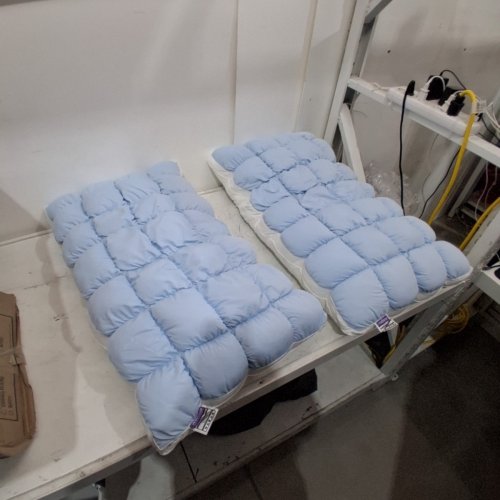 2PK MELLOW PUFF PILLOW COOLING ICE PILLOW - KING - 20" X 36" - BLUE image 3