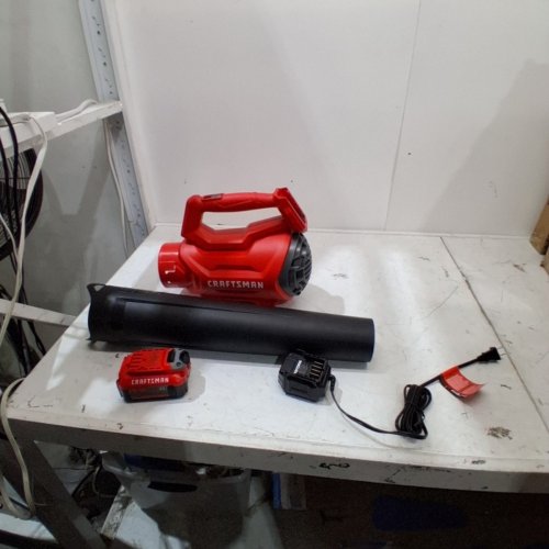 CRAFTSMAN 20V MAX CORDLESS AXIAL LEAF BLOWER WITH BATTERY & CHARGER (MODEL: CMCBL700M1) image 3