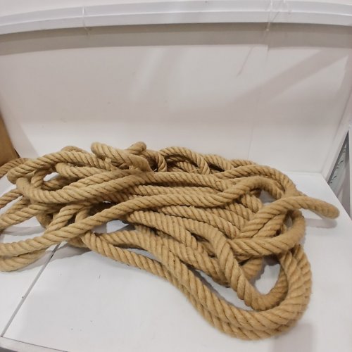 MULTIPURPOSE NATURAL JUTE THICK TWISTED MANILA ROPE - 1" X 100FT - BROWN image 2