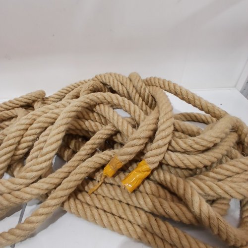 MULTIPURPOSE NATURAL JUTE THICK TWISTED MANILA ROPE - 1" X 100FT - BROWN image 3