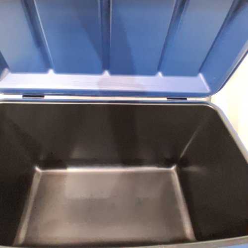 COLEMAN CHILLER SERIES TEMPLOCK INSULATED PORTABLE COOLER WITH HANDLES - 48QT - NAVY (MODEL: 2226955) image 3