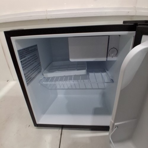 HAMILTON BEACH COMPACT MINI FRIDGE WITH FREEZER - 1.7CU.FT - BLACK (MODEL: HBR17MBKE) image 5