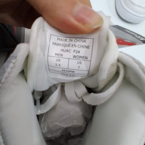 UNISEX AVIA 830 HIGH TOP BASKETBALL SHOES - MEN: 5.5 WOMEN: 7 - WHITE image 5