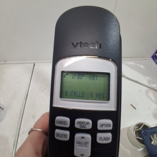 VTECH TRIMSTYLE TELEPHONE WITH CALLER ID/CALL WAITING & NO AC POWER NEEDED - BLACK (MODEL: CD1113) image 2