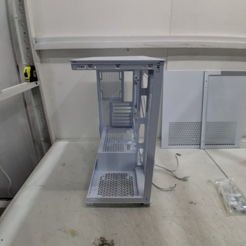 CORSAIR 6500X ATX MID TOWER CASE WITHOUT FANS - 19" X 13" X 19" - WHITE image 3