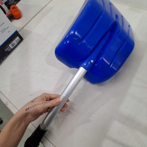 KIDS TELESCOPIC PLASTIC SHOVEL WITH GRIP HANDLE - 31"-41" - BLUE image 4