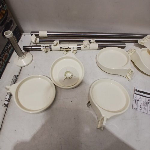 7-TIER TENSION POLE PLANT STAND - WHITE/SILVER image 3