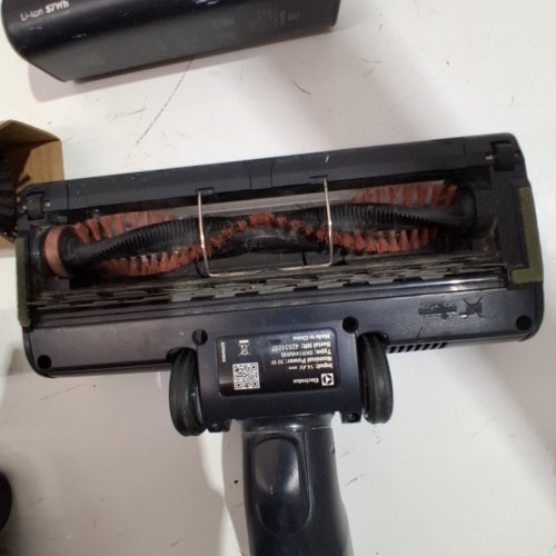 ELECTROLUX ULTIMATE700 COMPLETE HOME VACUUM - BLACK image 4