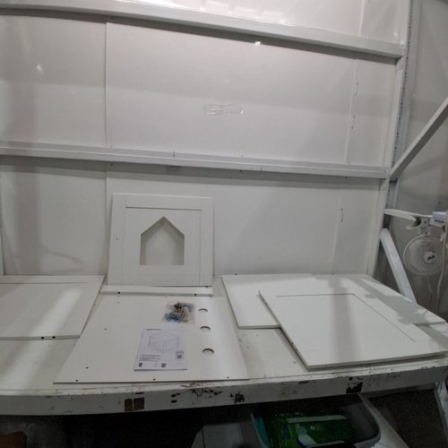 AMAZON BASICS FURNITURE STYLE LITTER BOX- 20" - WHITE (MODEL: B0DJ63MXN) image 2