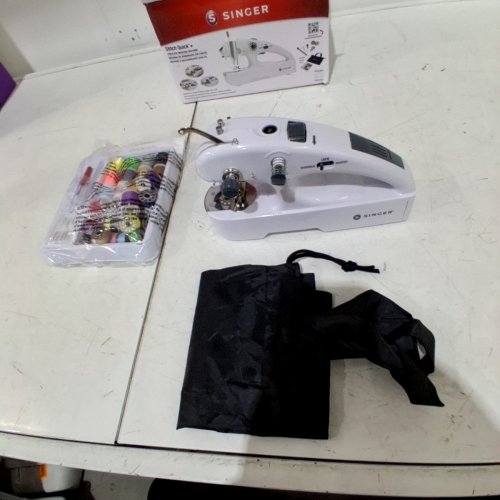 SINGER STITCH QUICK+ PLUS PORTABLE HANDHELD CORDLESS MENDING MACHINE WITH SEWING KIT & STORAGE BAG - WHITE/GREY - (MODEL: 11774) image 3