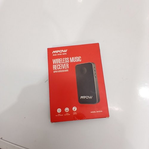 MPOW RECHARGEABLE BLUETOOTH WIRELESS MUSIC RECEIVER WITH 3.5MM AUX ADAPTER - CONNECTS UP TO 2 DEVICES SIMULTANEOUSLY - BLACK (MODEL: BH524A) image 2