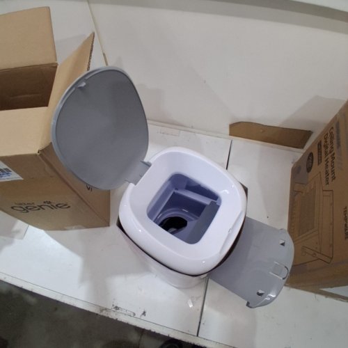 LITTER GENIE STYLE CAT LITTER ODOR CONTROL DISPOSAL SYSTEM PAIL WITH SCOOP AND HOLDER - 18" - WHITE (MODEL: ‎I000658) image 2
