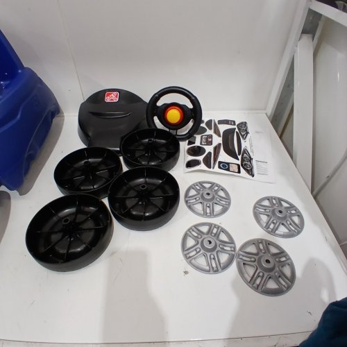 STEP2 PUSH AROUND BUGGY GT - 50LBS MAX - BLUE/BLACK (MODEL: 779799) image 3