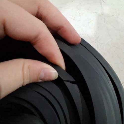 GARAGE DOOR SEAL - 20FT - BLACK image 3