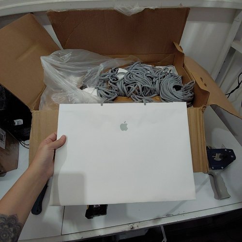 75PK APPLE STORE PAPER SHOPPING BAGS - 16" X 11.5" X 3" - WHITE image 2