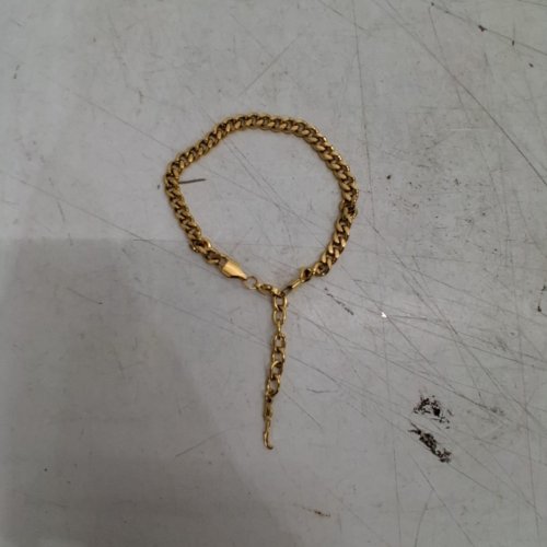 CUBAN LINK ADJUSTABLE BRACELET WITH "حُبّ/LOVE" DROP CHARM - 7" - 8"/15MM CHARM/5MM WIDTH - GOLD image 2