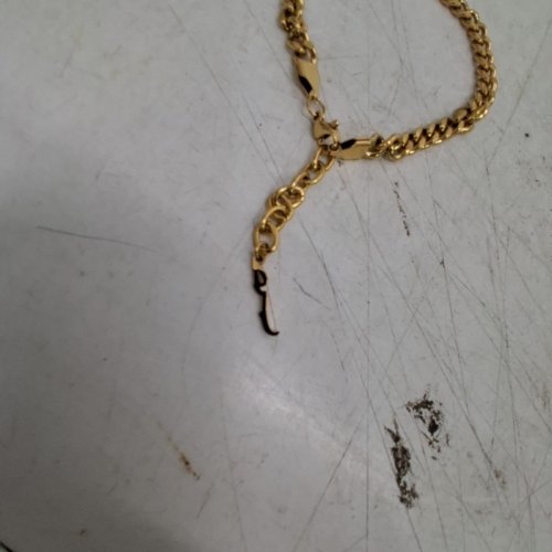 CUBAN LINK ADJUSTABLE BRACELET WITH "حُبّ/LOVE" DROP CHARM - 7" - 8"/15MM CHARM/5MM WIDTH - GOLD image 3