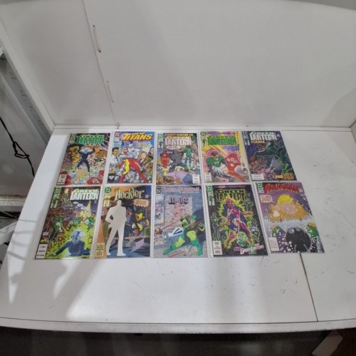 10 ASSTD DC COMIC BOOKS - VARIOUS AUTHORS image 2