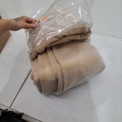 VELLUX ORIGINAL INSULATING CORE THERMAL BLANKET - KING - BEIGE image 2