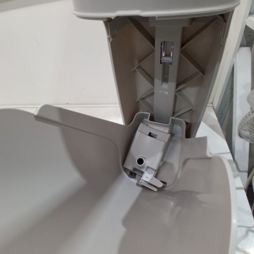 PLAYTEX DIAPER GENIE COMPLETE DIAPER PAIL SYSTEM - WHITE image 3