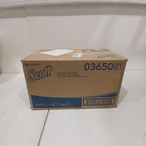 12PK SCOTT MULTIFOLD PAPER TOWELS WITH ABSORBENCY POCKETS COMPACT CASE FOR EASY STORAGE - 250 TOWELS/PACKAGE - (3000 TOTAL) - 9.2" X 9.4" - WHITE - (MODEL:03650) image 2