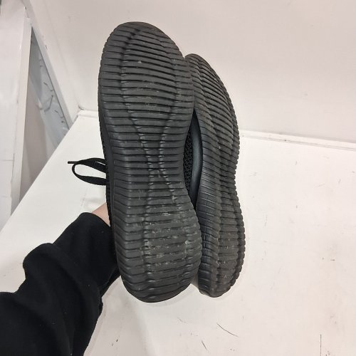 ATHLETIC WORKS SLIP ON SHOES - SIZE 6 - BLACK image 3
