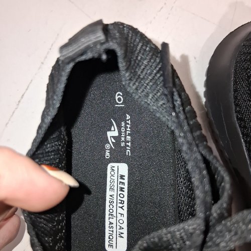 ATHLETIC WORKS SLIP ON SHOES - SIZE 6 - BLACK image 4