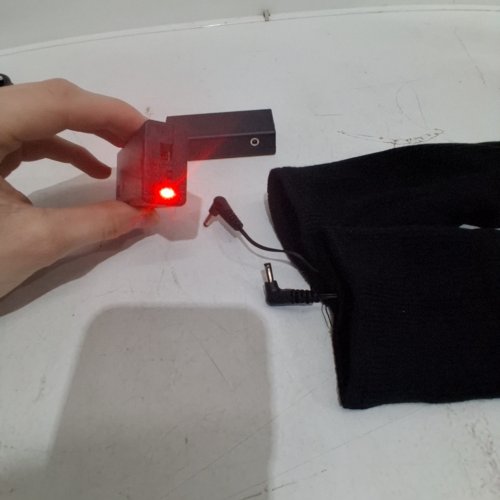 UNISEX BATTERY HEATED SOCKS WITH ATTACHED BATTERY POUCH - ONE SIZE FITS MOST - BLACK image 3