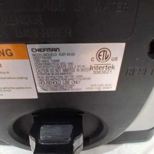 CHEFMAN JUMBO SIZE DEEP FRYER WITH TEMPERATURE CONTROL - 4.5QT - STAINLESS STEEL/BLACK (MODEL: RJ07-45-SS) image 3