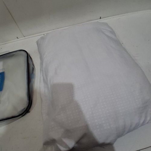 PILLOW - STANDARD 20"X26" - WHITE image 3