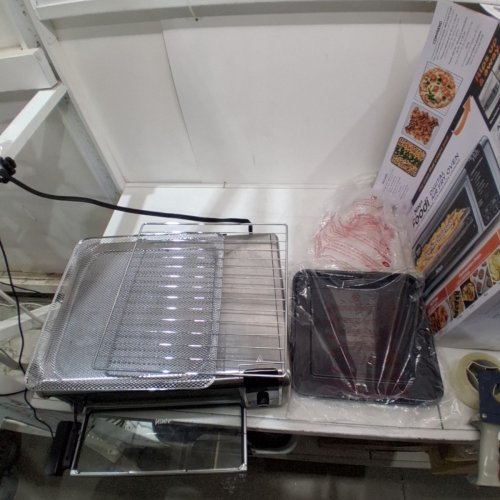 NINJA FOODI 8-IN-1 DIGITAL FLIP-AWAY AIR FRYER OVEN - STAINLESS STEEL (MODEL: SP101C) image 3