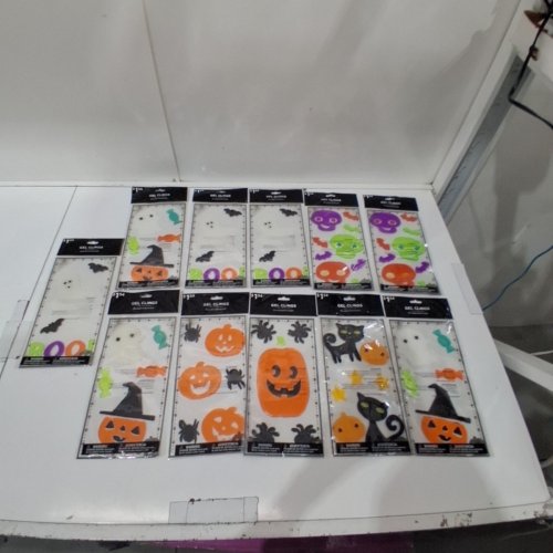 11PC+ ASSORTED HALLOWEEN WINDOW GEL CLINGS - MULTICOLOUR image 2