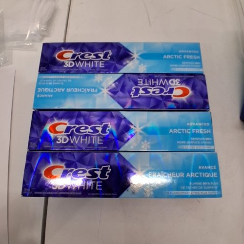 4PK CREST 3D WHITE VALUE PACK WHITENING TOOTHPASTE - ARCTIC FRESH - 135ML/EACH image 2
